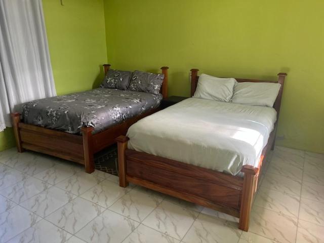 Oneworld Guesthouse & Events Centre 阿克拉 外观 照片
