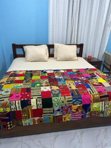 Oneworld Guesthouse & Events Centre 阿克拉 外观 照片