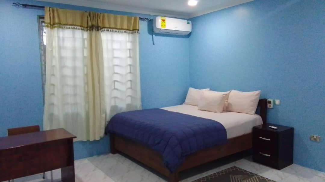 Oneworld Guesthouse & Events Centre 阿克拉 外观 照片
